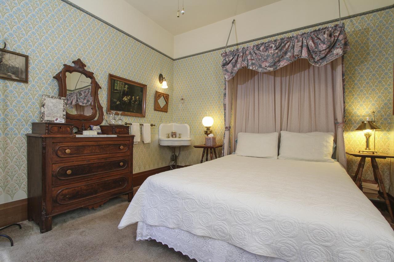 Hope-Merrill House 杰瑟维尔 外观 照片