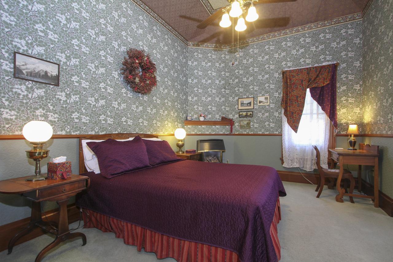 Hope-Merrill House 杰瑟维尔 外观 照片
