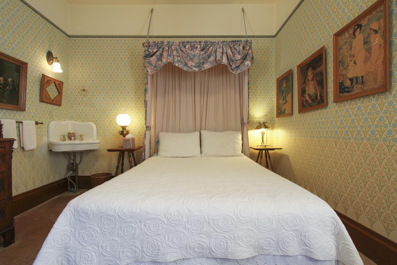 Hope-Merrill House 杰瑟维尔 外观 照片