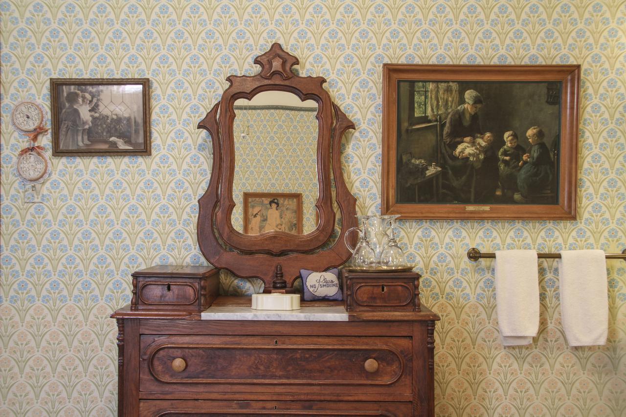 Hope-Merrill House 杰瑟维尔 外观 照片